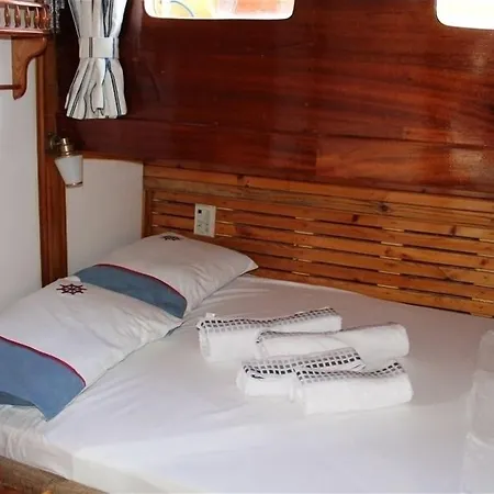Tekne Ide Yacht