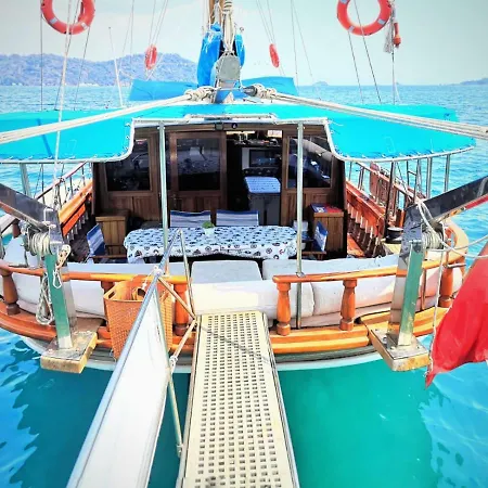Ide Yacht *